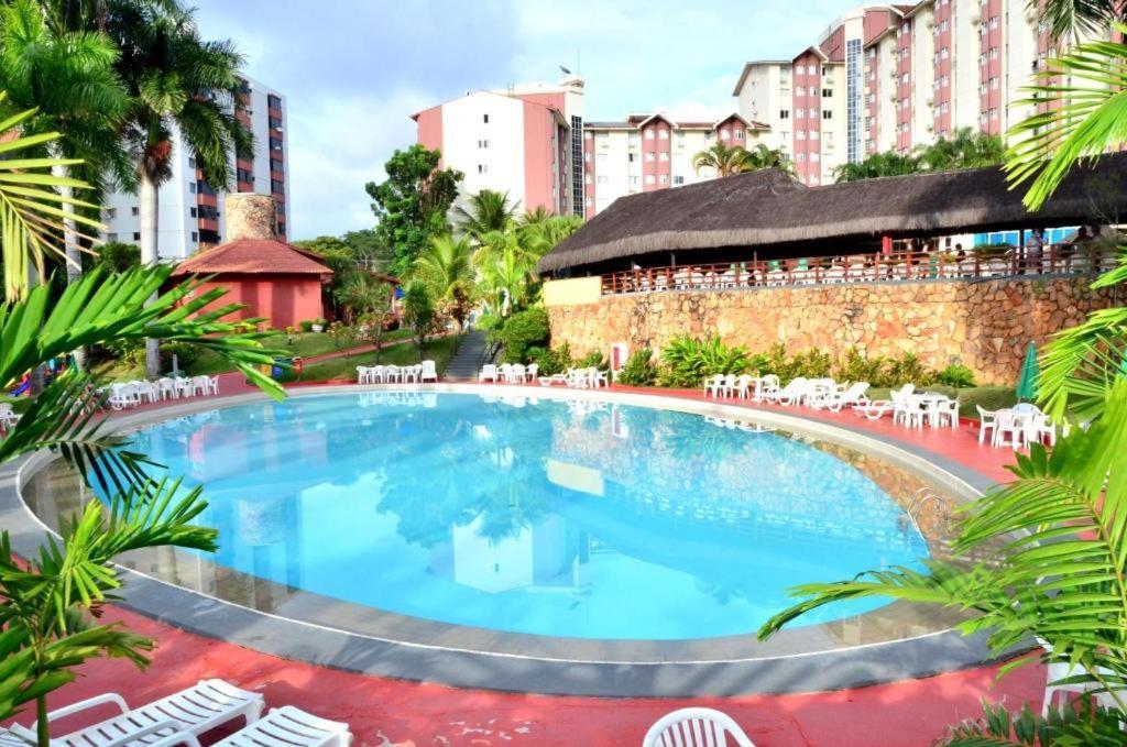 Hotsprings B3 - 4*